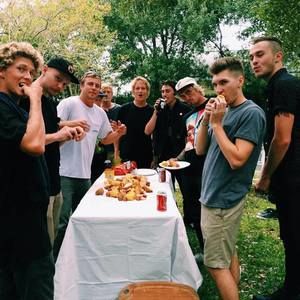 Meet your Posher, Johnny